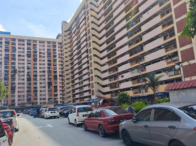 Perumahan Awam Sri Perak 1