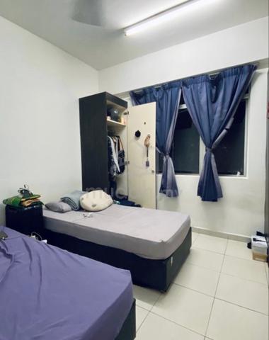 Female muslim room at south city near UPM, seri kembangan, serdang 1