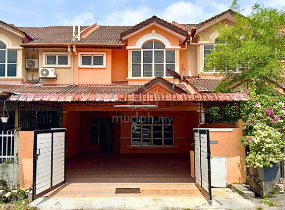 UNIT REFURBISHED CANTIK! MENGHADAP PADANG Taman Pelangi Semenyih 1
