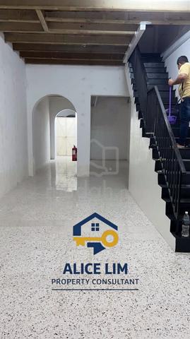 Heritage Area 2-storey Shop House 3500sq At Lebuh Chulia Georgetown 1