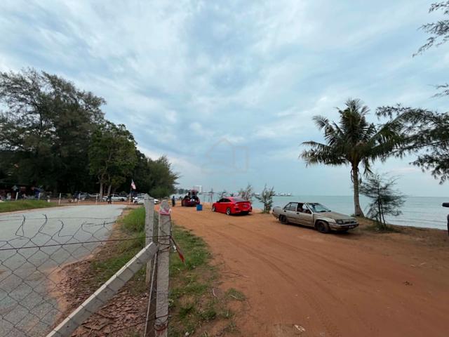 Nice beach front Bungalow Lot In PD Batu 10 For Sale 1