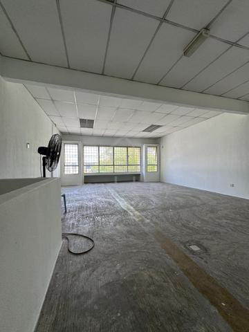 Bandar Puteri Puchong 5 Shop Lot 1 Floor For Rent High Demanding 1