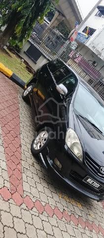 2010 Toyota INNOVA 2.0 E - 1