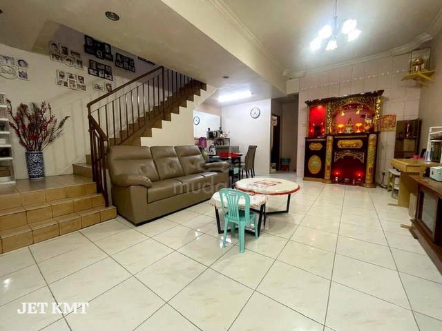 Suria Pendamar Port Klang 2 storey House Reno Extended Freehold Sale 1