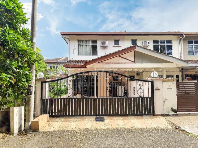 Taman Suria Pendamar Corner House 1