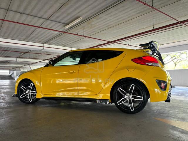 2015 Hyundai VELOSTER 1.6 TURBO FACELIFT (A) - 4