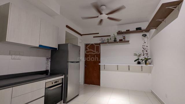 Luxury PARC3 Room Near MRT LRT 1
