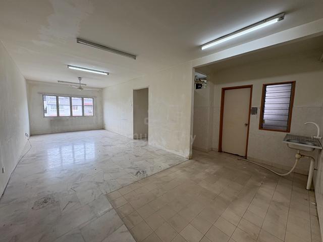 Putra Permai Block C 1