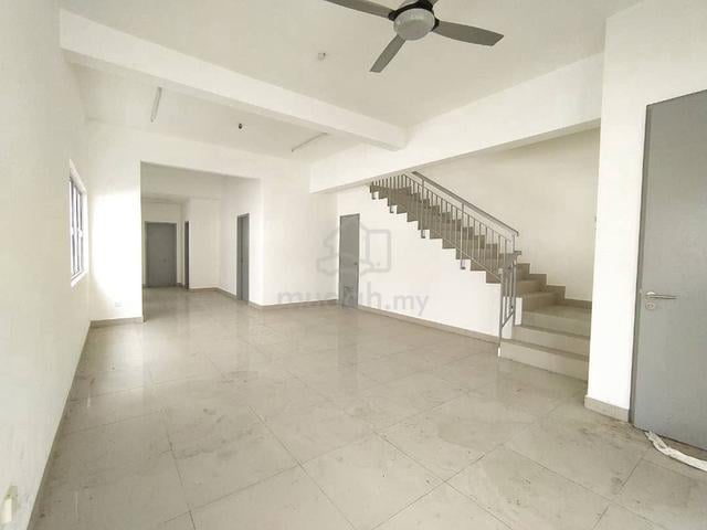 End Lot 2 Storey 96 Residence Salak Perdana, Salak Tinggi Sepang 1