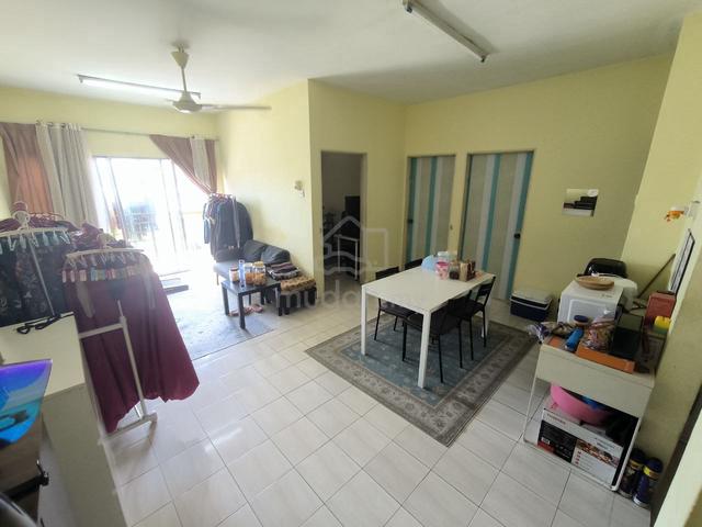 Desa Perangsang (Block F & G) 1