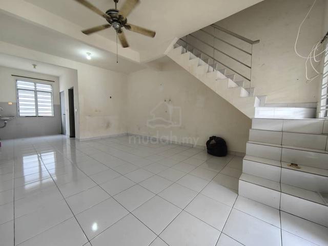 100% Loan tmn lagenda putra kulai 2sty low cost original free duty hot 1