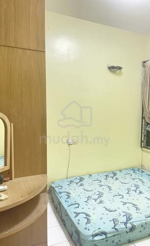 Room for rent 1