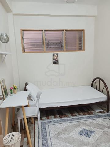 Taman Anggerik Villa 1