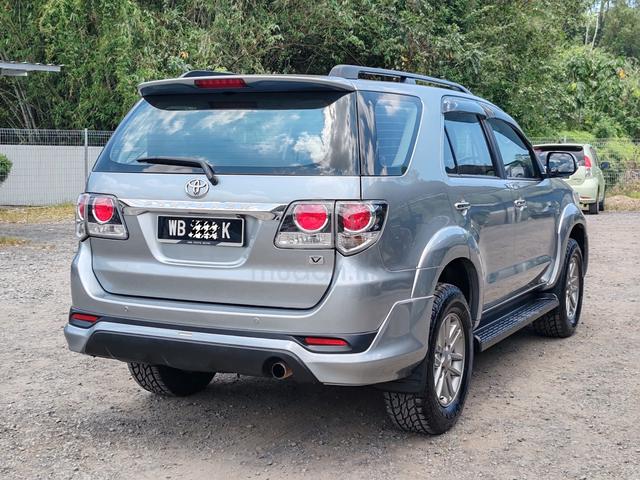 2015 Toyota FORTUNER 2.7 V TRD SPORTIVO ENHANCED - 4