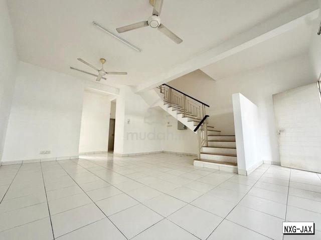 Super Value Good Condition 20x70 2 Sty Saron Bandar Bukit Raja Klang 1