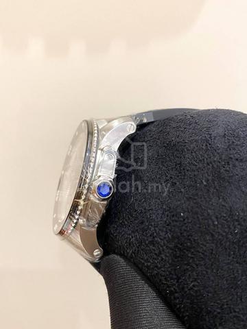 Carousel Image