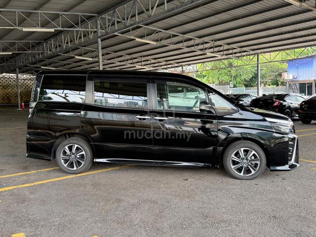2021 Toyota VOXY 2.0 ZS KIRAMEKI (A) - 3