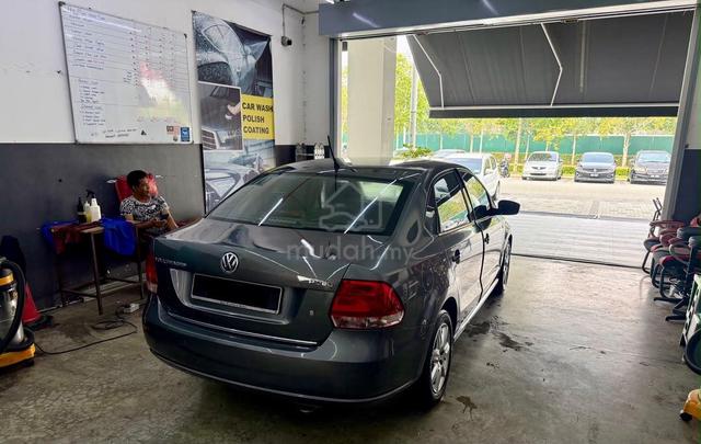 Volkswagen Polo - 2