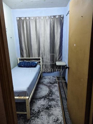 Bilik sewa damansara damai 1