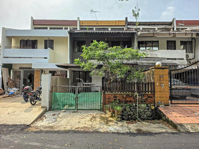FACING OPEN ‼️2-Storey Terrace Taman Seraya Ampang. 1