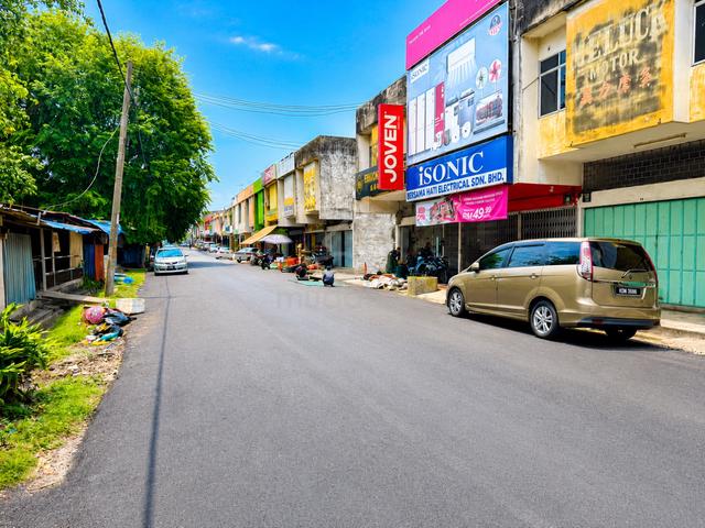 Taman Bedong Facing Mainroad 2 Stry Shoplot Corner For Rent 1