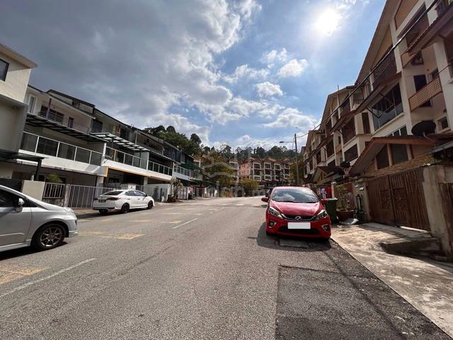 Taman Amansiara Townhouse 1