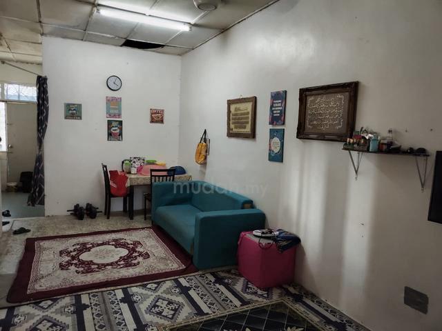 Rumah Teres 1 Tingkat Corner lot di Seksyen 33 Shah Alam untuk dijual 1