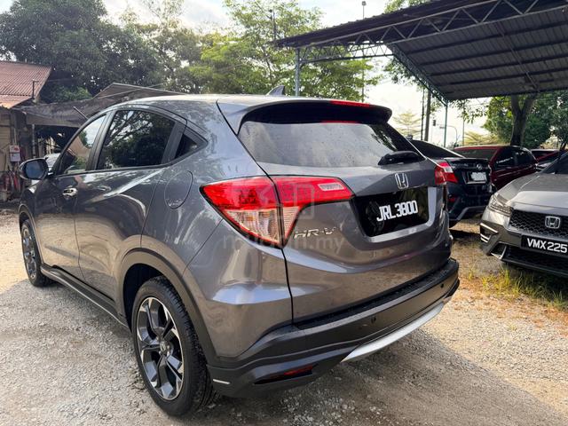Honda HR-V 1.8 V Facelift (A)-16 - 4