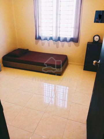 Medium Room Taman Bukit Indah 1
