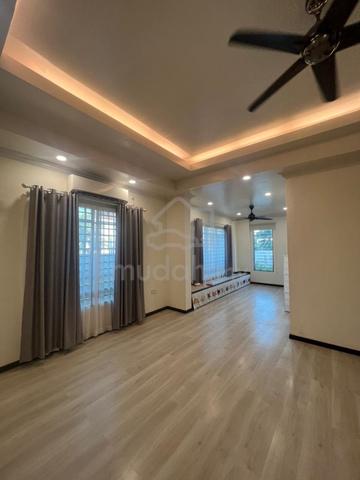 Jalan tun Hussein onn semi D for Rent 1