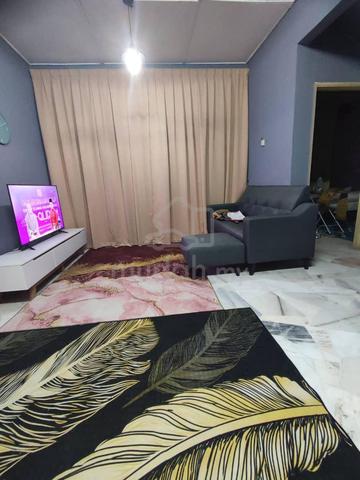 Kiambang Apartment 1