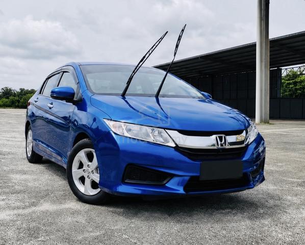 Well Maintained 2015 Honda CITY 1.5 E (A) - 1