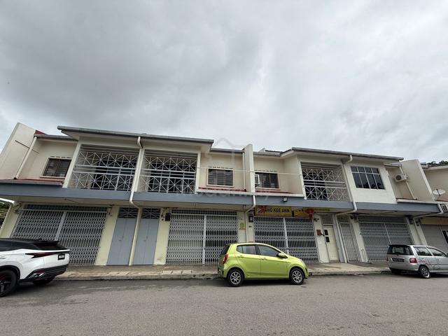 BELOW BANK 50K! Padang Temu Main Road 2 Storey Shoplot Ujong Pasir 1