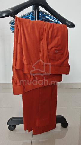Custom-Tailored 3-Piece Men's Suit (Size M) – Burn - photo 3 of 3