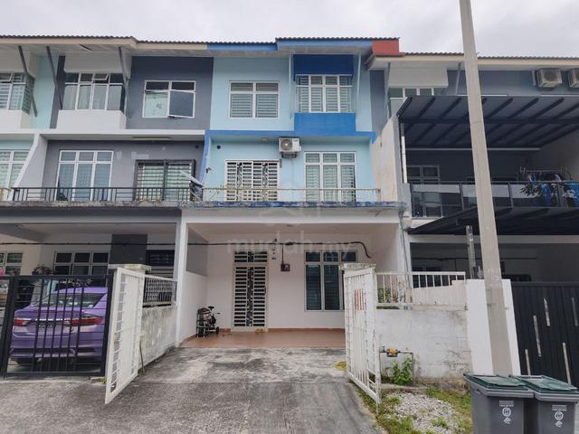 VERY NICE 2.5 Storey Terrace House TAMAN SCIENTEX SENAI 1