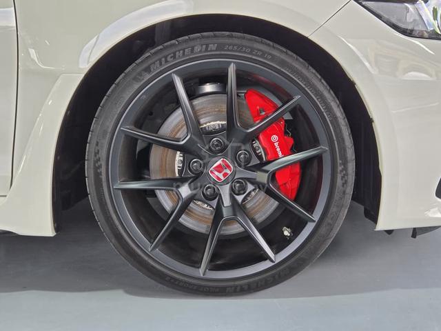 Honda CIVIC TYPE R FL5 2025 l NEW Car Grade 6 A I✨ - 3