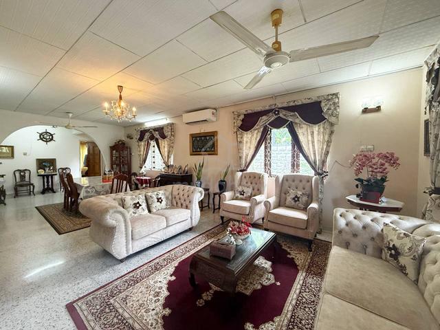 GATED GUARDED FREEHOLD 1Sty Bungalow House, Kg. Tunku, Petaling Jaya 1