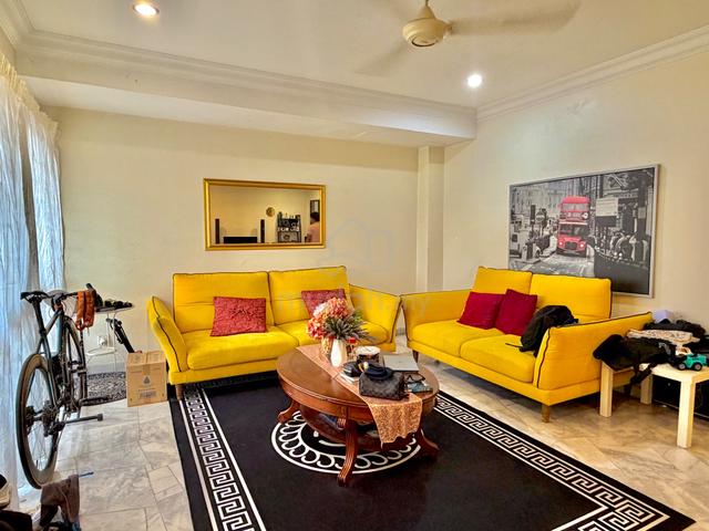 FULL LOAN Extended 2 storey PUTRA HEIGHTS 1