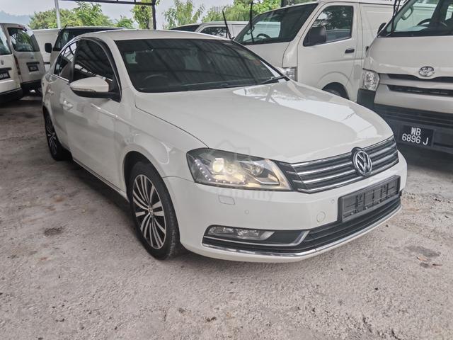 Volkswagen PASSAT 1.8 TSI SPORT (CBU) (A) - 1
