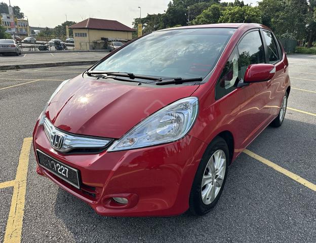 2012 Honda JAZZ 1.3 (HYBRID) FACELIFT (A) - 2