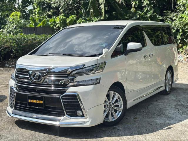 Toyota VELLFIRE 2.5 Z A - 2