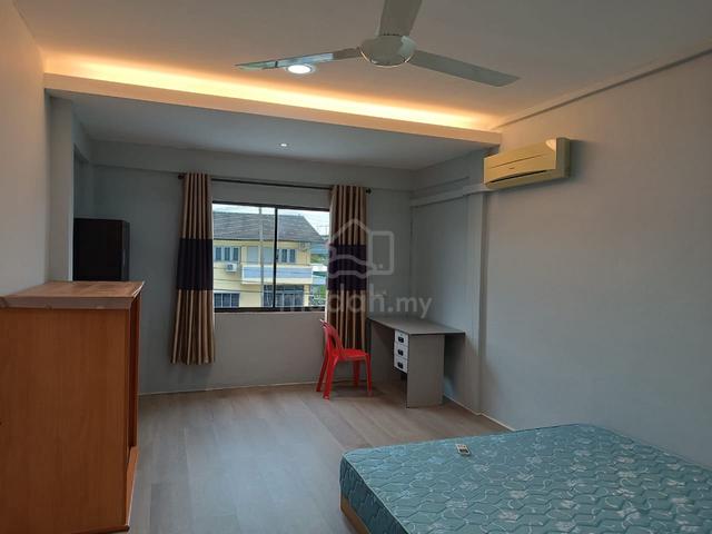 Room for rent 1