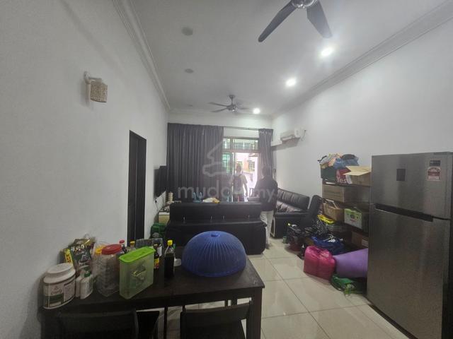Parc Regency 1