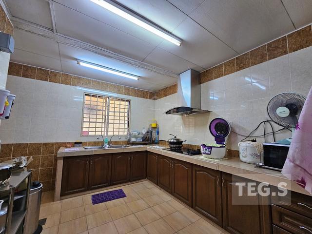 Super Below Market 2-Storey House 22x75 Anggerik Doritis Kota Kemuning 4