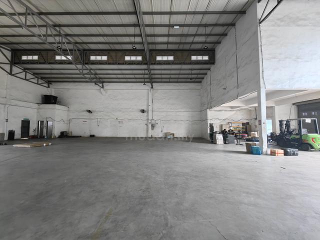 1 1/2 storey factory Taman IKS Merdeka, Batu Berendam 1