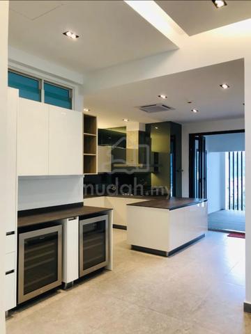 One Tanjong 1