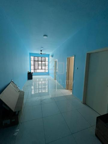 D'Summit Residences 1