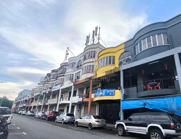 New World Commercial Centre / Donggongon / 4 Storey / Intermediate 1