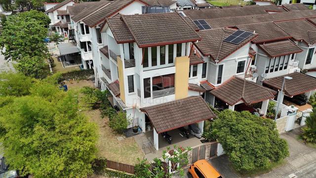 Freehold 3 Storey Terrace Corner Denai Alam | Spacious + Facing Open 1