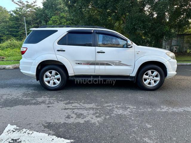 2011 Toyota FORTUNER 2.5 G TRD SPORTIVO - 5